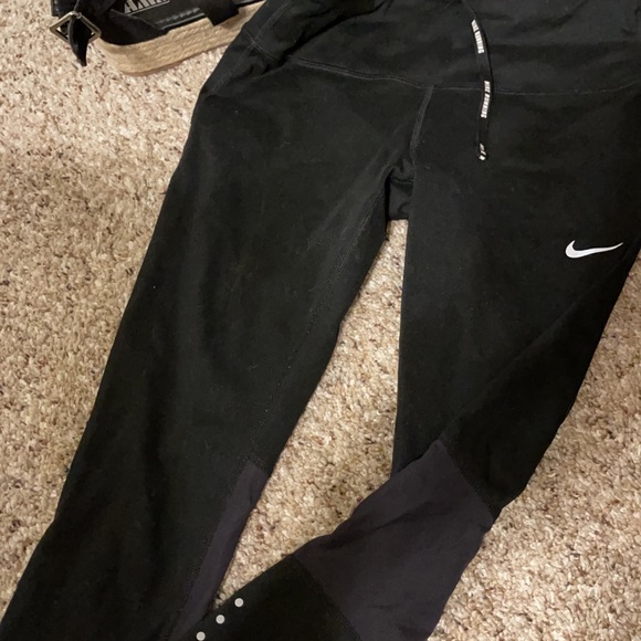 Cropped Nike leggings bundle - Picture 2 of 3